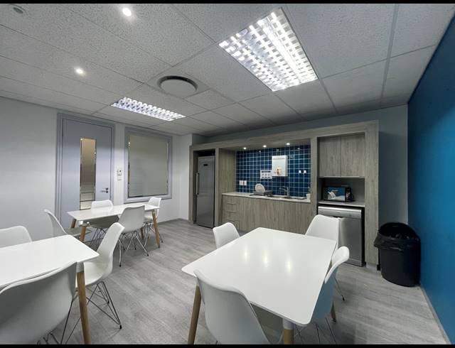 20M² OFFICE TO LET IN SANDTON CENTRAL